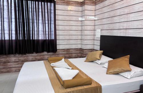 Kollur Hotel | Hotel Yamunna Boarding and Lodgeing