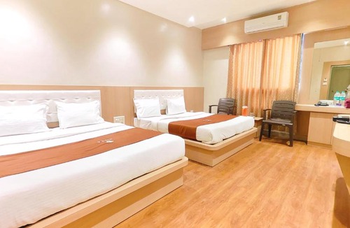 Shirdi Hotel | Hotel Yog Palace Newly Renovated