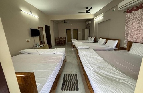 West Bengal Hotel | ICHHAMATI HOTEL AND RESTAURANT