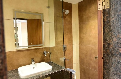 Mysore Hotel | IJ CROWNE