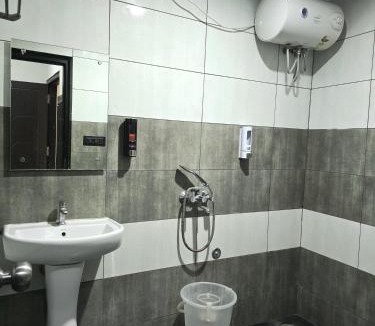 Dehradun Hotel | ISBT Dehradun Mode Residency
