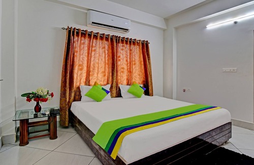 Siliguri Hotel | Itsy By Treebo - Mountain Green
