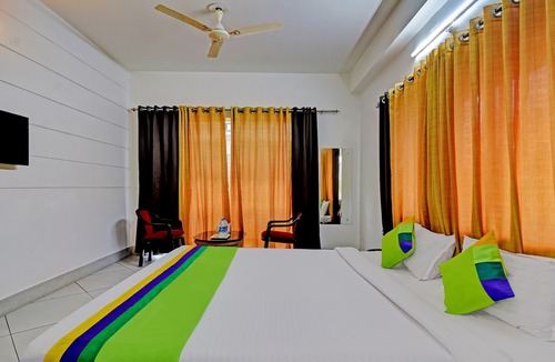 Siliguri Hotel | Itsy By Treebo - Mountain Green