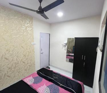 Malad West Apartment | Ivy Palm Vista 002 Near Infinity Mall Malad