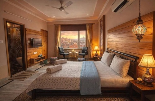 Pink City Hotel | Jaipur The Lodge B&B