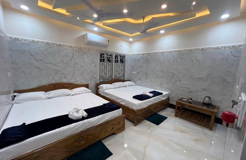 Mayapur Hotel | JALANGI EMPIRE
