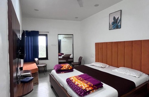 Petlawad Hotel | Jalsa hotel