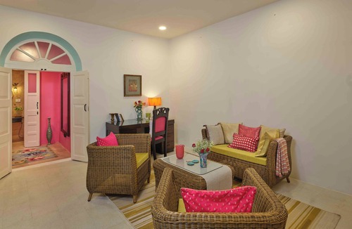 Ahmedabad City Centre Hotel | juSTa Luxe Diwans Bungalow