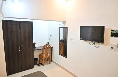 Jabalpur Hotel | K & K Hotel