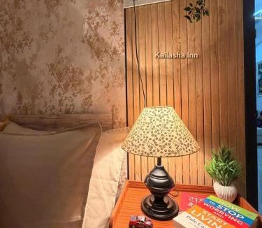Deoghar House | Kailasha Inn-By Safarnama Stays 300mts from Baba Baidyanath Temple