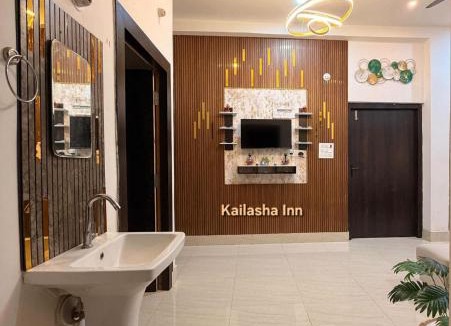 Deoghar Apartment | Kailasha Inn-By Safarnama Stays,nearby Baba Baidynath Temple
