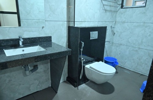 Mavalli Hotel | Kamath Yatri Nivas Plus
