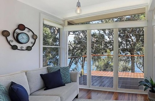 Summerland Point House | Karinyah - Panoramic Waterfront Views