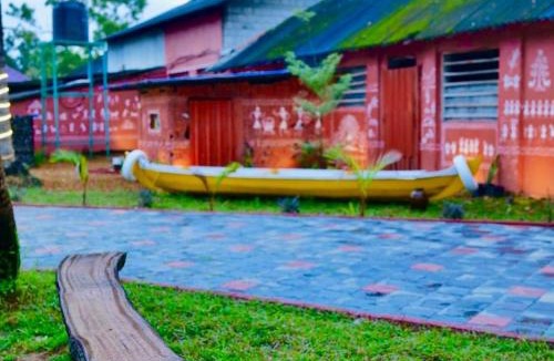 Kuthiathode House | Kayaloram Retreat Hospitality