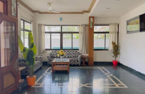 Shirdi Hotel | KDM Hotel Indore Palace