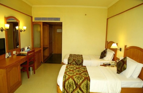 Tirupati Hotel | Kences, Tirupati
