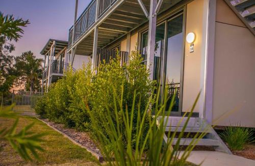 Chinchilla Hotel | Kings Park - Accommodation