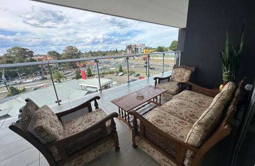 Blacktown Apartment | KozyGuru | Blacktown | 3 Bedroom APT