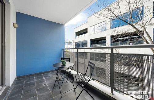 Redfern Apartment | KozyGuru | Redfern | Vibrant Cityside Retreat