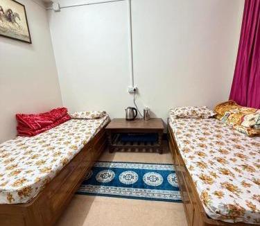 Karsiyang House | Kurseong Cottage Homestay- Home away from home