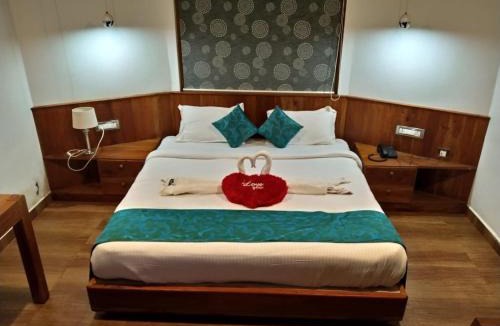 Pirmed Hotel | L&G Riverview Haven.