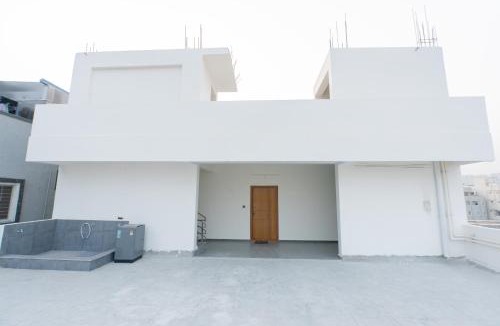 Madhapur House | LakshAura Stay