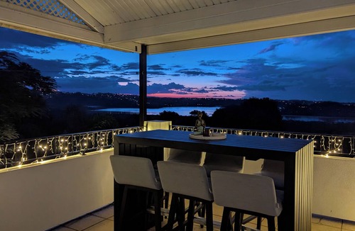 Terranora House | Large, modern, resort style property with tropical gardens, pool, volleyball.
