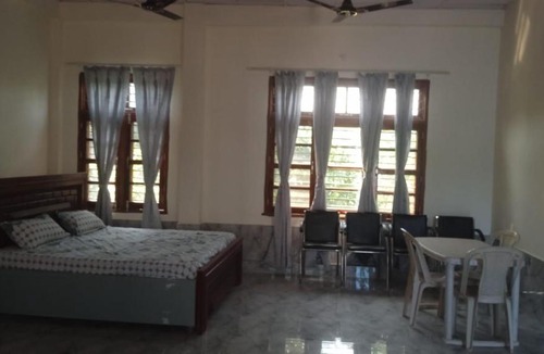 Dera Gopipur House | Laxmi Narayan Home stay