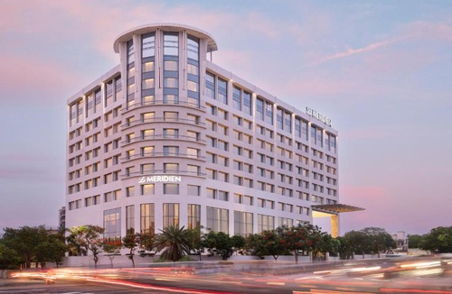 Satellite Hotel | Le Meridien Ahmedabad, A Premium Marriott Hotel