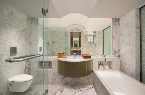 Surat Hotel | Le Meridien Surat