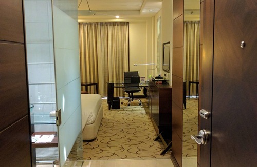 Sector 29 Hotel | Lemon Tree Premier 2, Gurugram