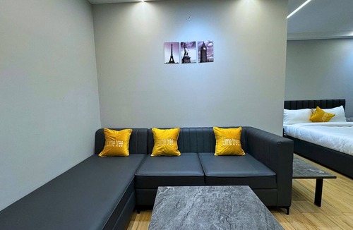 Sector 51 Apartment | Lime Tree Hotel Sector 51 Gurgaon