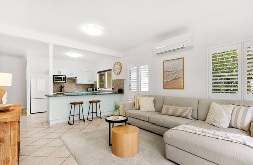 Currarong House | Little Beach House - 4 Minutes Walk to the Beach