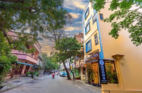 Heritage Town Hotel | Lizaa Inn Near Rock Beach
