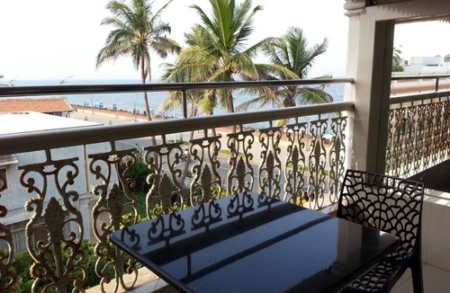 White Town Hotel | Lotus Bay View Hotel