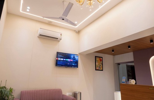 Mahmoorganj Hotel | Lotus Feet Inn