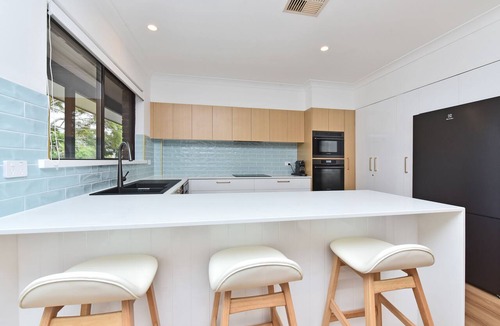 Corlette House | Luna at Corlette - Double story family home