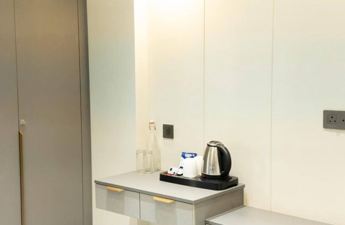 Sushant Lok Apartment | Luxora 1 BHK Serviced Apartment in Gurugram/Gurgaon
