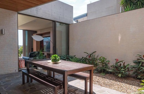 Queenscliff House | Luxury 5 Bed House with Ocean Views near Manly