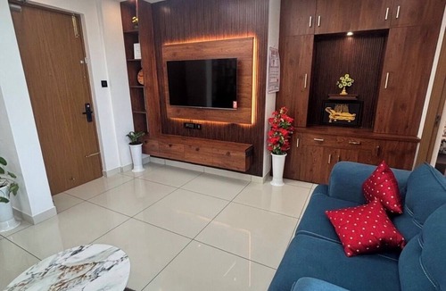 Kumarapuram Apartment | Luxury Fully Furnished 2BHK -City Center -Near Airport & Hospitals