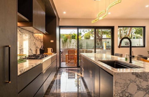 North Ryde Villa | Luxury North Ryde 4BR Duplex with Media Room