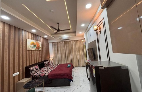 Greater Noida Apartment | Luxury Studio Apartment