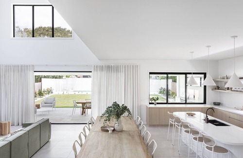 Werri Beach House | Luxury Werri Beach | Heated pool & spa, 7 bedrooms, 7 bathrooms, sleeps 14+1