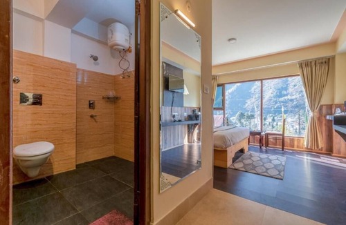 Lachung Hotel | Magellan's The Golden Bridge Hotel