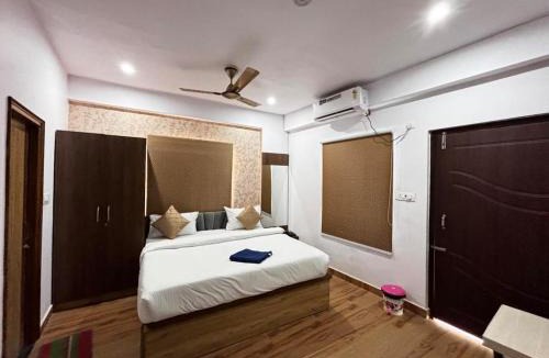 Varanasi House | Mahadev ji Hotel