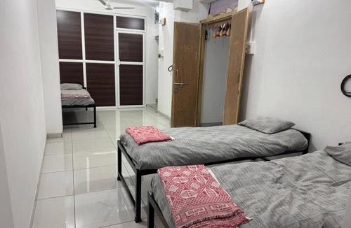 Kolhapur Hotel | Mahayaatri Niwas