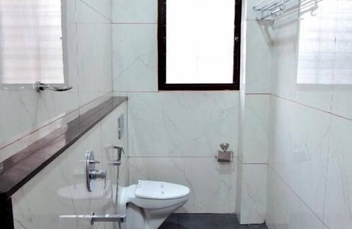 KK Nagar Hotel | MAJESTIC HOTEL & SERVICE APARTMENTS