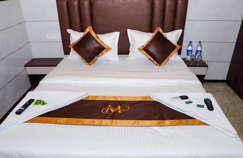 Vasai Hotel | MAJESTIC INN