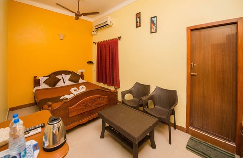 Kalapettai Hotel | Malar Residencey