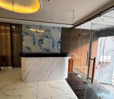 Varanasi Hotel | Mannat S R D